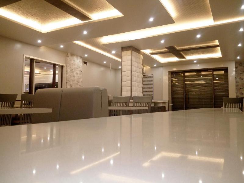 Hotel Pushpak Park