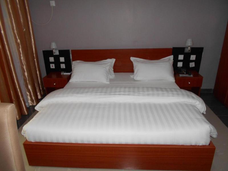 Kifina Emerald Hotel image