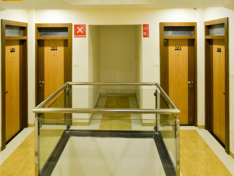 Oyo 3776 Hotel Midtown Inn