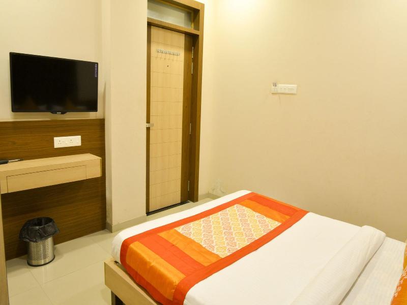 Oyo 3776 Hotel Midtown Inn — photo 16