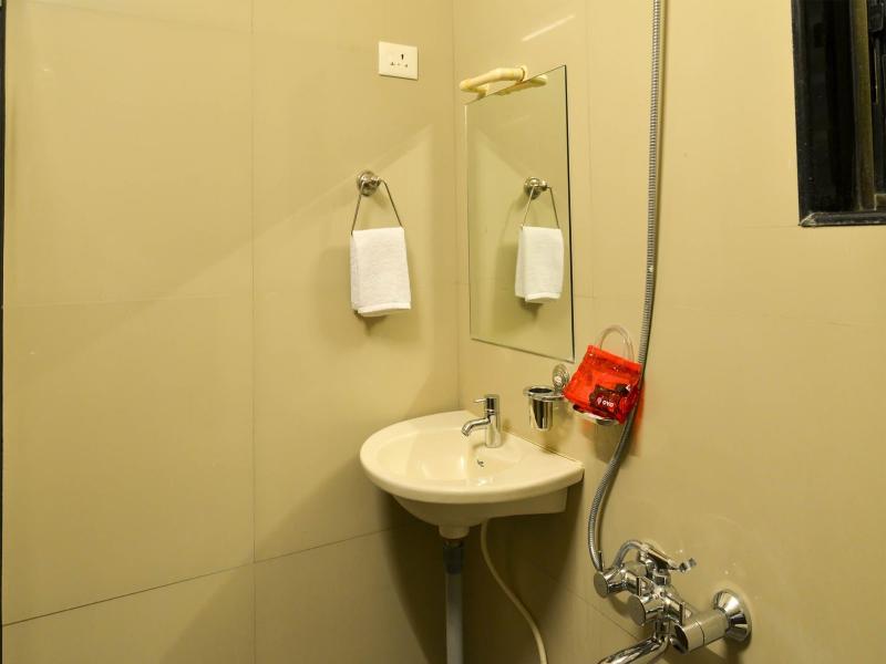 Oyo 3776 Hotel Midtown Inn — photo 4