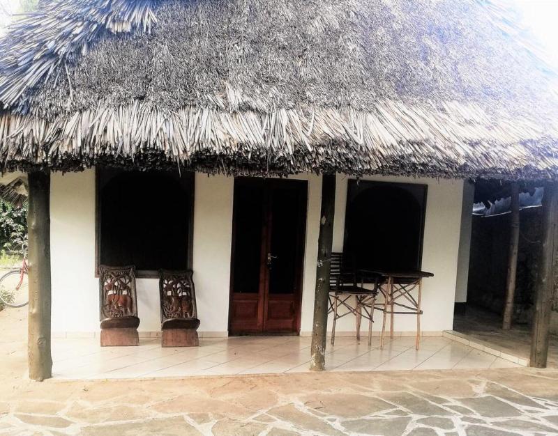 Cooke Villa image