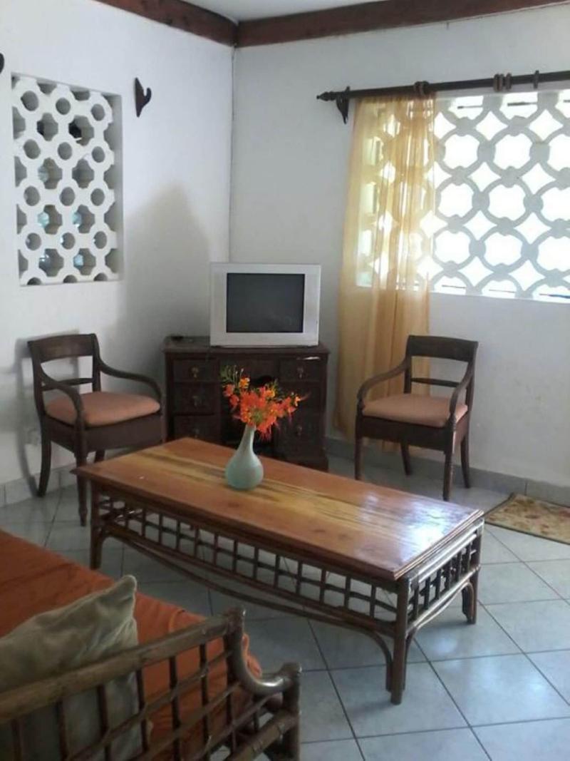Cooke Villa image