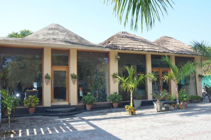 Kangs Nirvana Resorts And Spa — exterior view