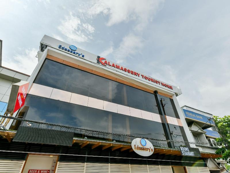 Capital O 22459 Edasserys Kalamassery Tourist Hom image