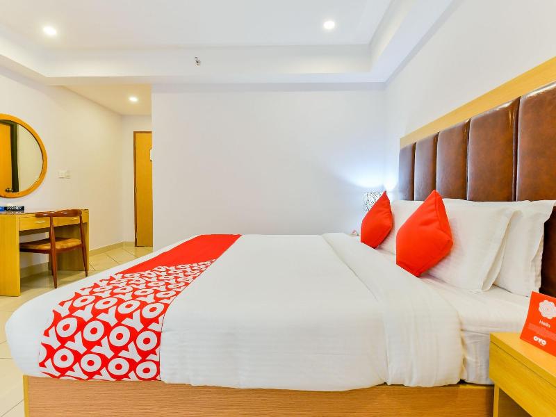 Capital O 22459 Edasserys Kalamassery Tourist Hom image