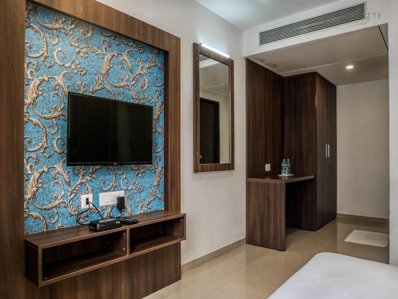 Aryaan Resort And Residences image