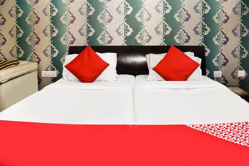 Oyo 14732 Hotel Buddha International image