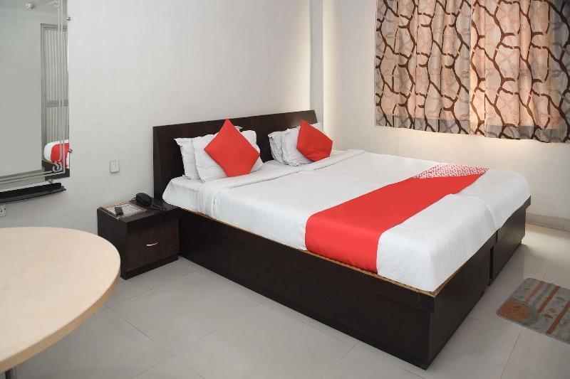 Oyo 14732 Hotel Buddha International image