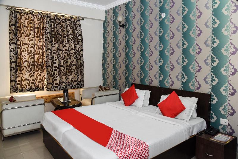 Oyo 14732 Hotel Buddha International image