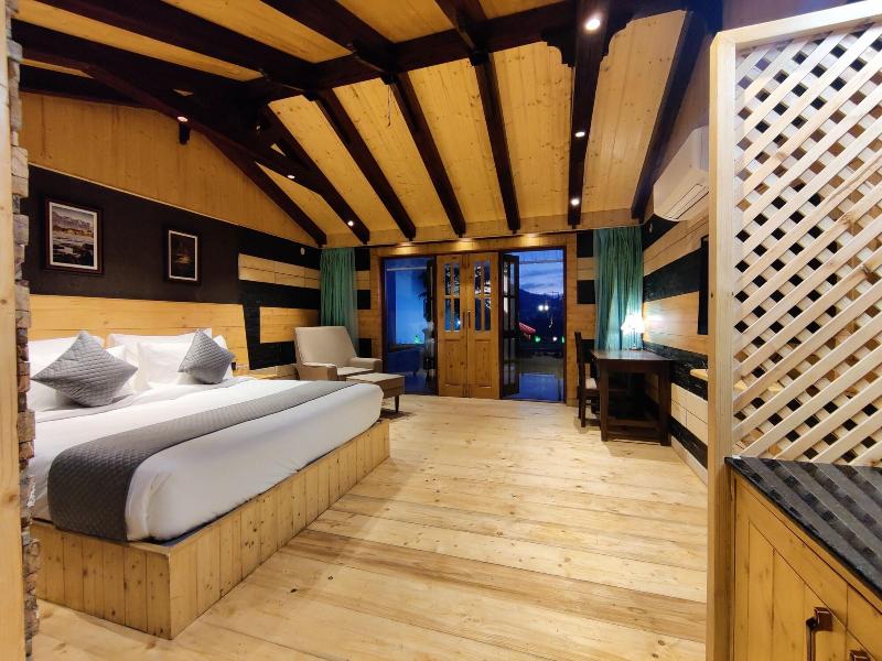 Treehouse Mars Valley View image