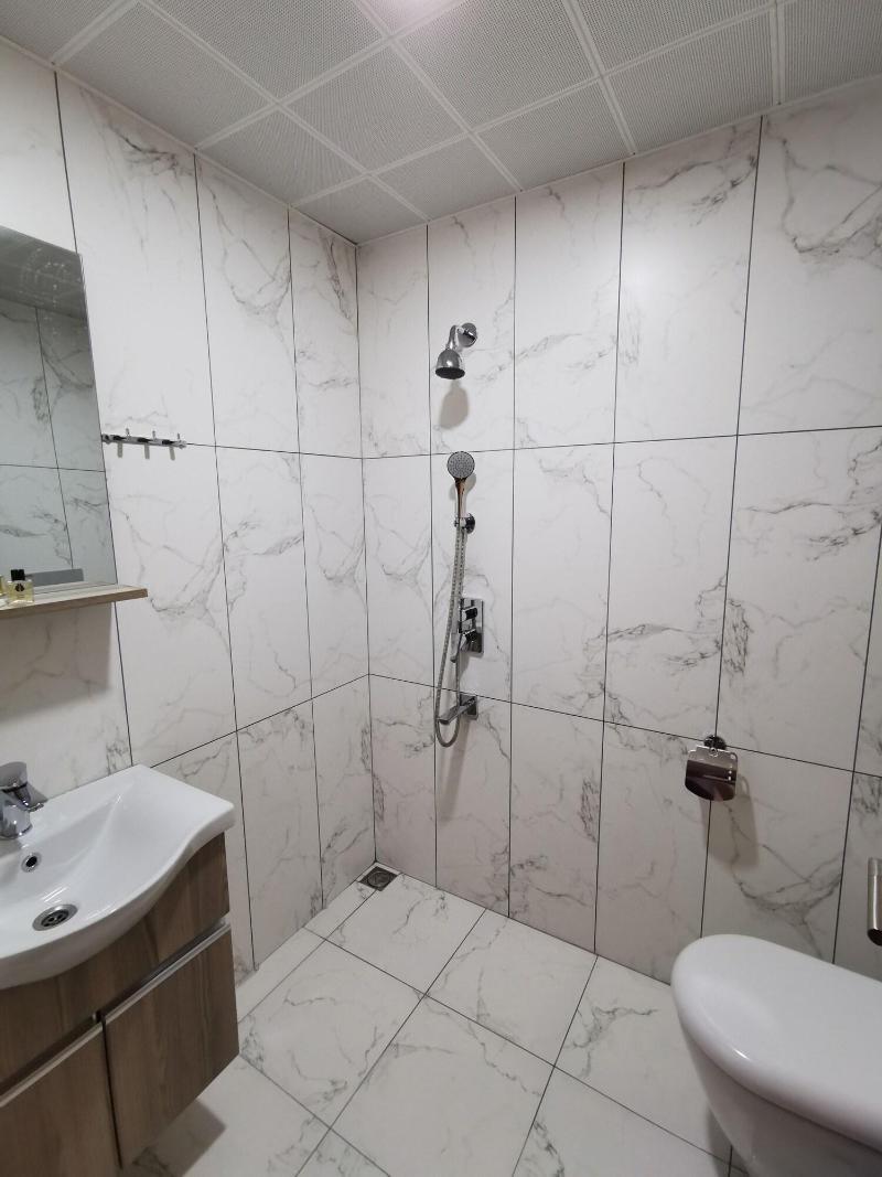 Liva Teras image