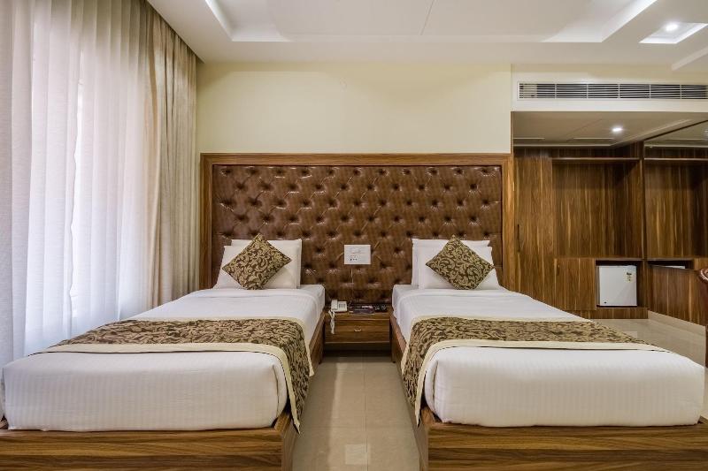 Ostin Viceroy Grand image