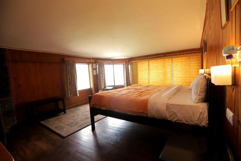 Cedar Lodge By Aahma image