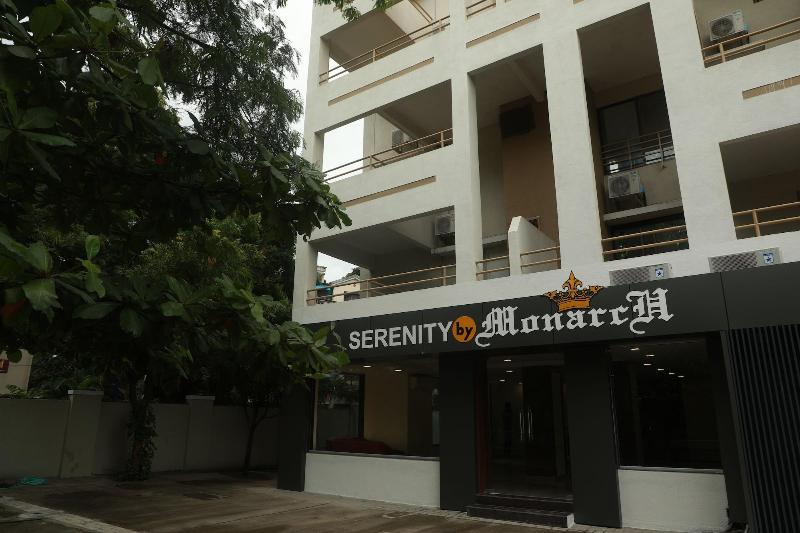 Serenity By Monarch — general view