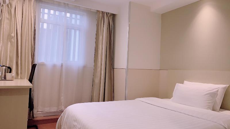 Hanting Hotel Shanghai North Sichuan Road Station image