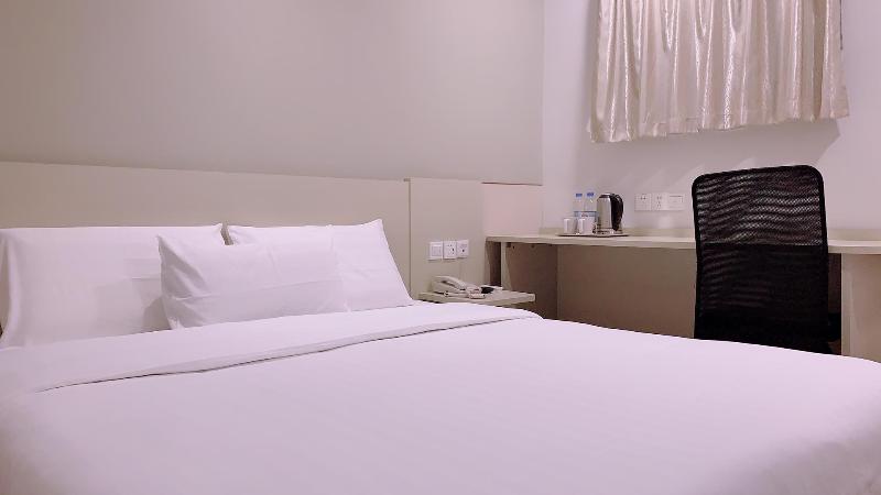 Hanting Hotel Shanghai North Sichuan Road Station image