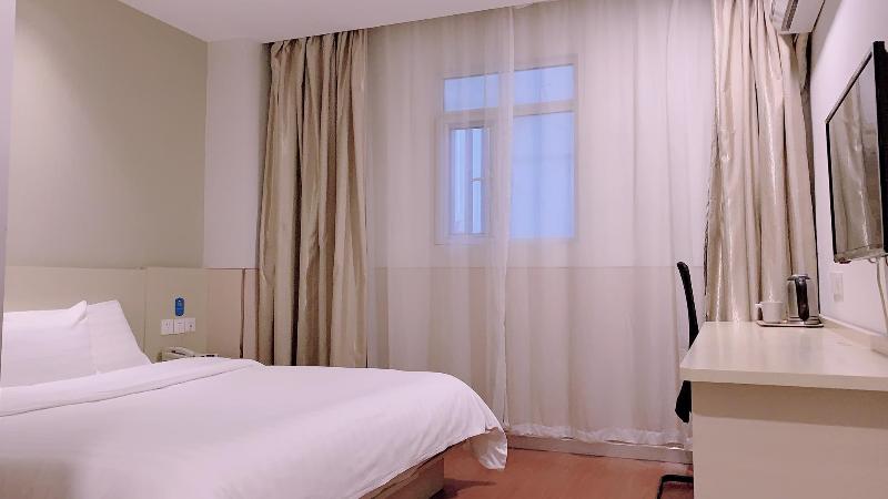 Hanting Hotel Shanghai North Sichuan Road Station image
