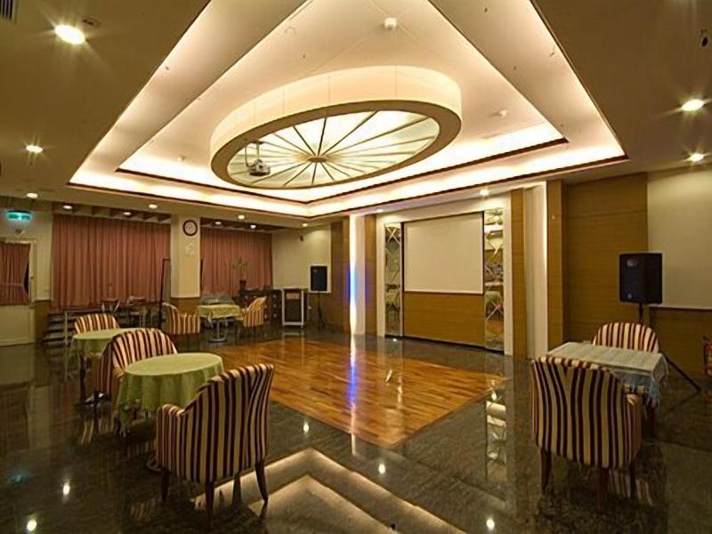 Chunjing Hill View Villa