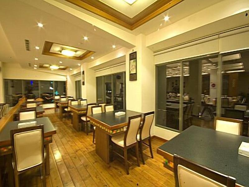 Chunjing Hill View Villa