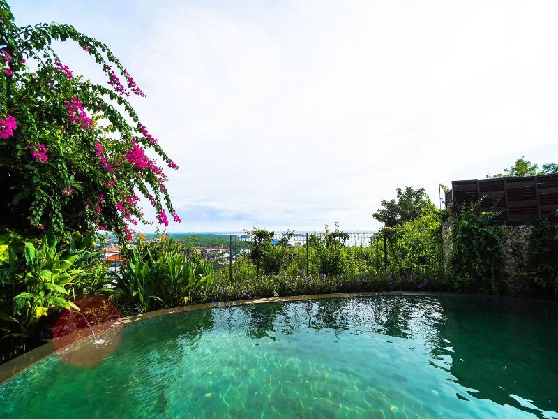 Giri Bhagawan Villas Spa image