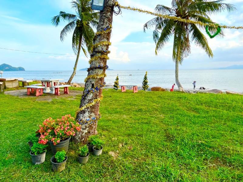 Ava Beach Pakbara
