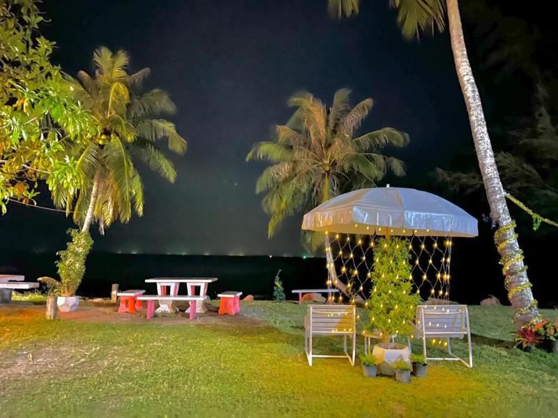 Ava Beach Pakbara