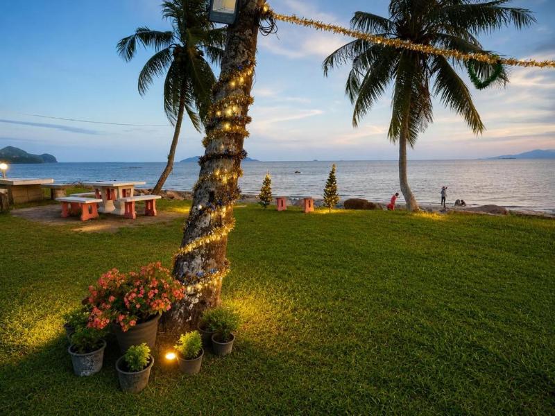 Ava Beach Pakbara