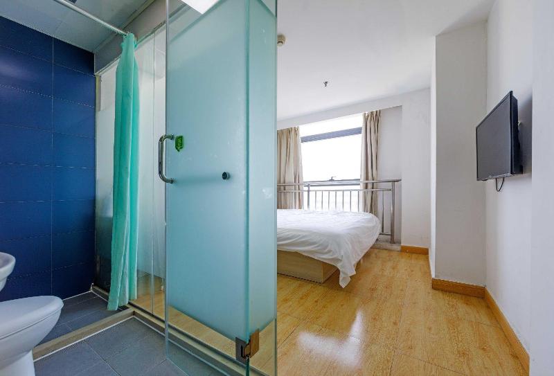 Hi Inn Shanghai Shibei Industrial Park image