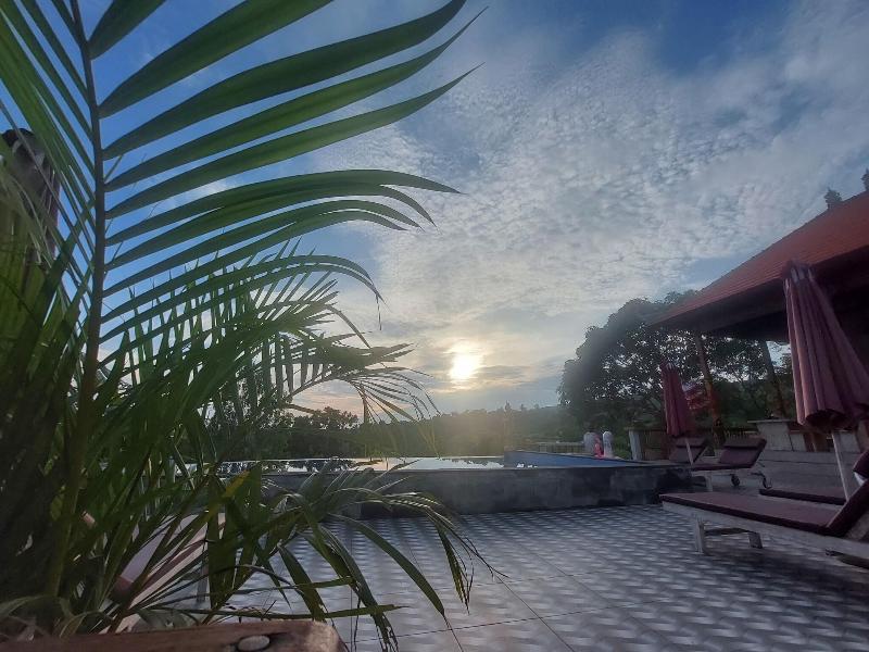 Innora Jungle Resort And Spa image