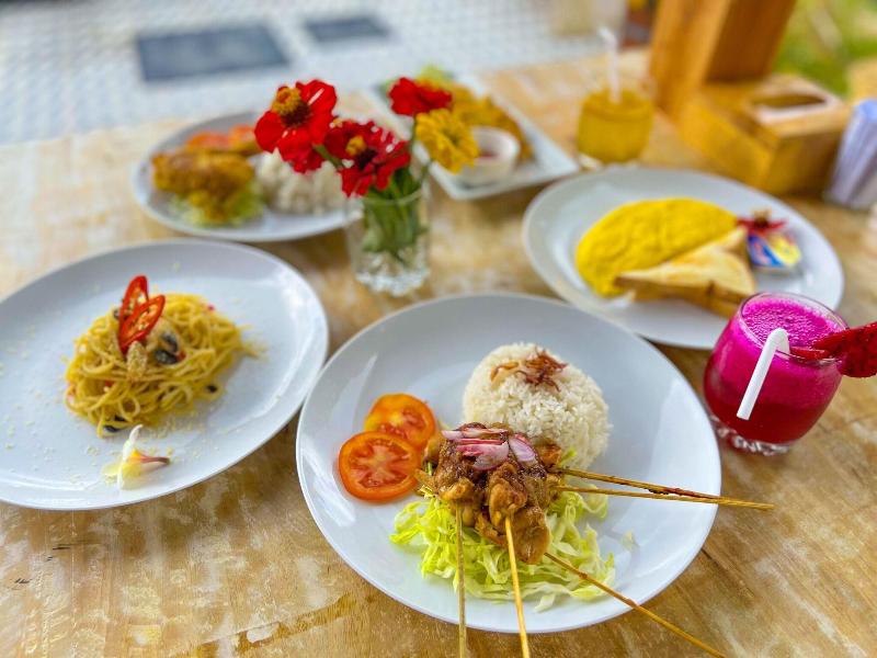 Innora Jungle Resort And Spa image