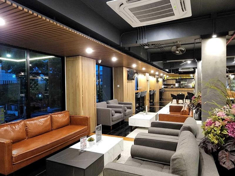 12 The Residence Hotel Apartment image