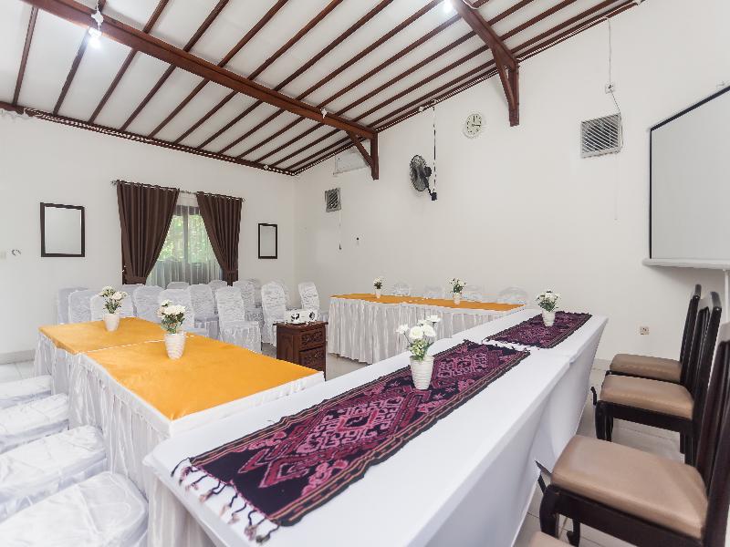 Kesari Penida by Mahaprana Home