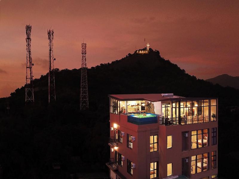 Ghiellaniqa Inn