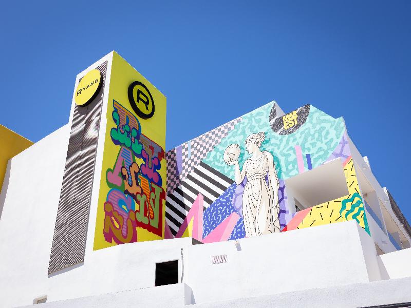 Ryans Lolas Ibiza Only Adults — exterior view
