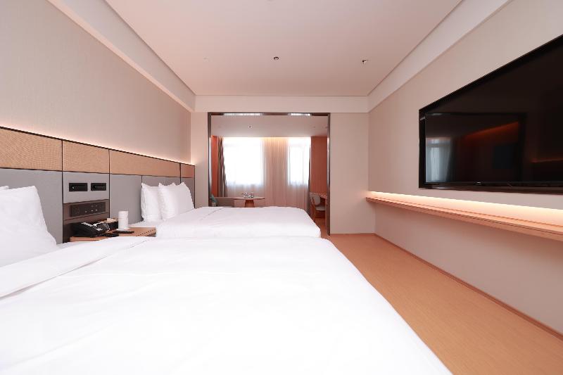 Ji Hotel Huai An North Huaihai Mandu Plaza — photo 7
