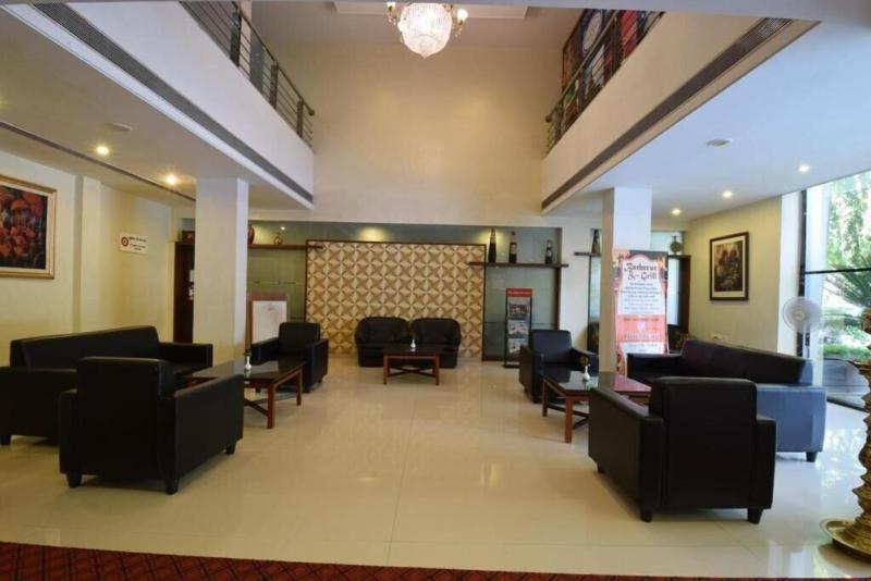 Hotel Pearl, Kolhapur