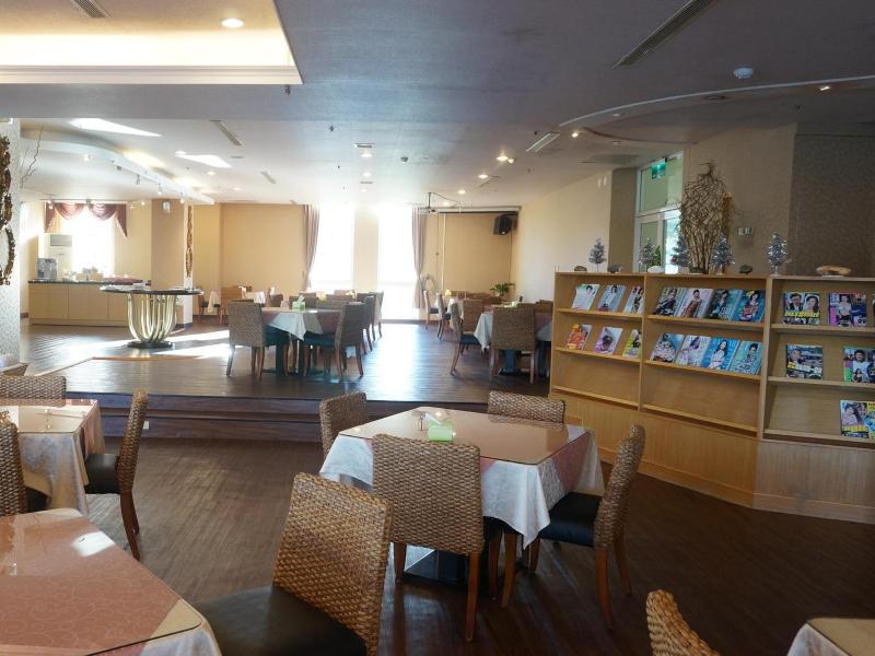 East Coast Sea View Hotel image