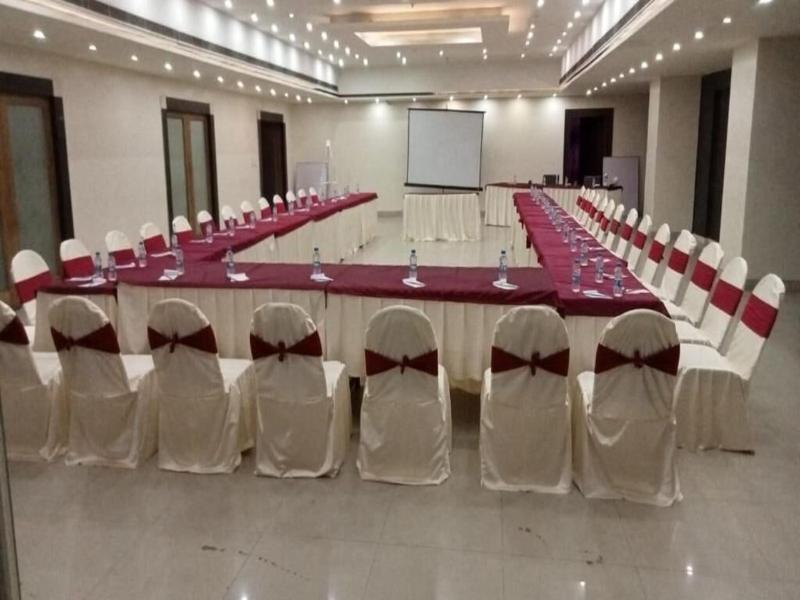 Hotel Shelter image