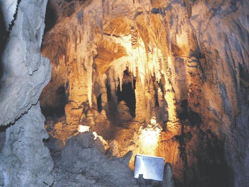 Golden Caves Bed Breakfast image