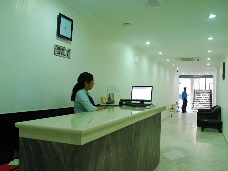 Di Di Hotel Alambagh