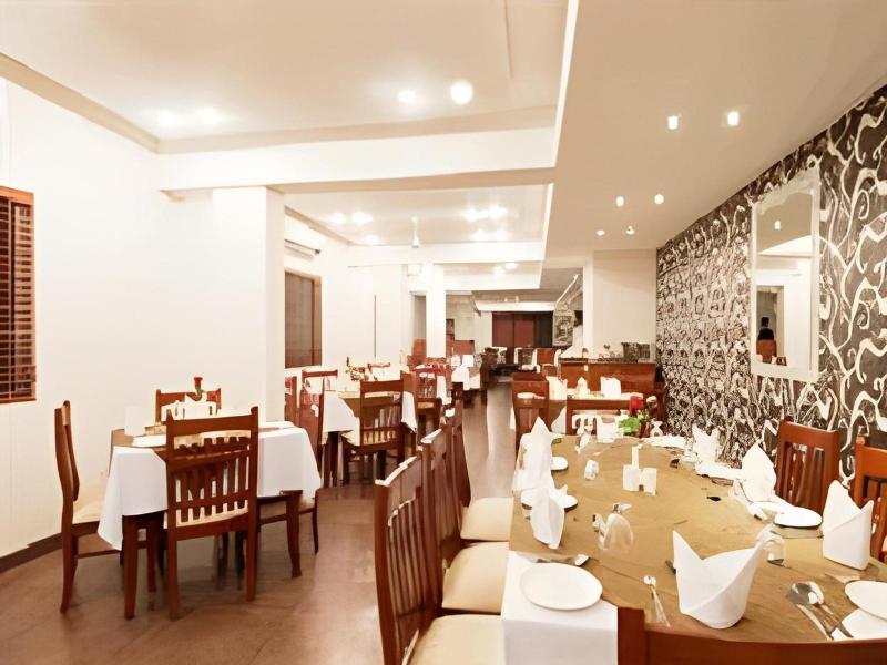 Hotel Deviram Palace image
