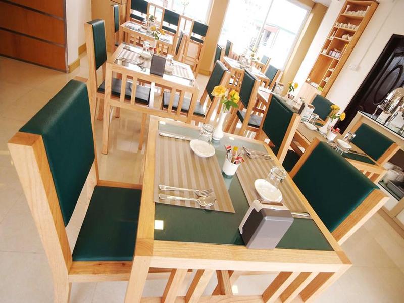 The Hotel Mawtin image
