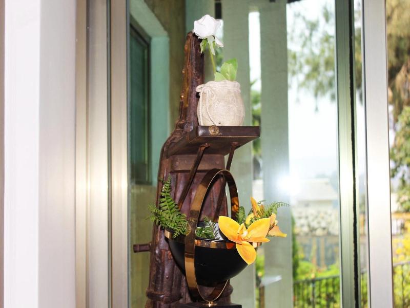 Ecoair Apartment Hotel image