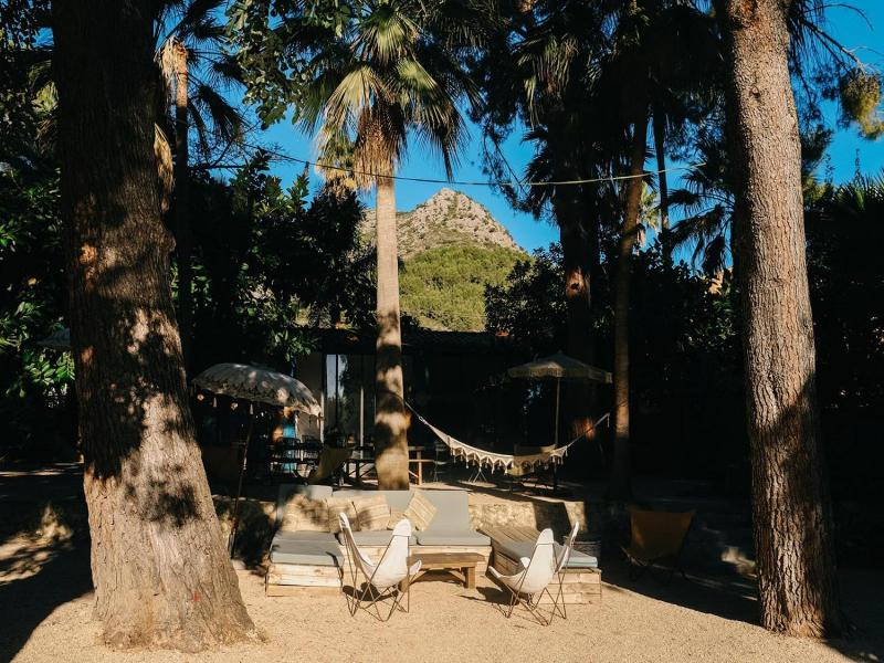 El Botanico De Sagra image
