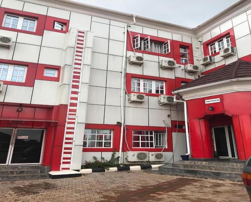 Jim Eddy Suites