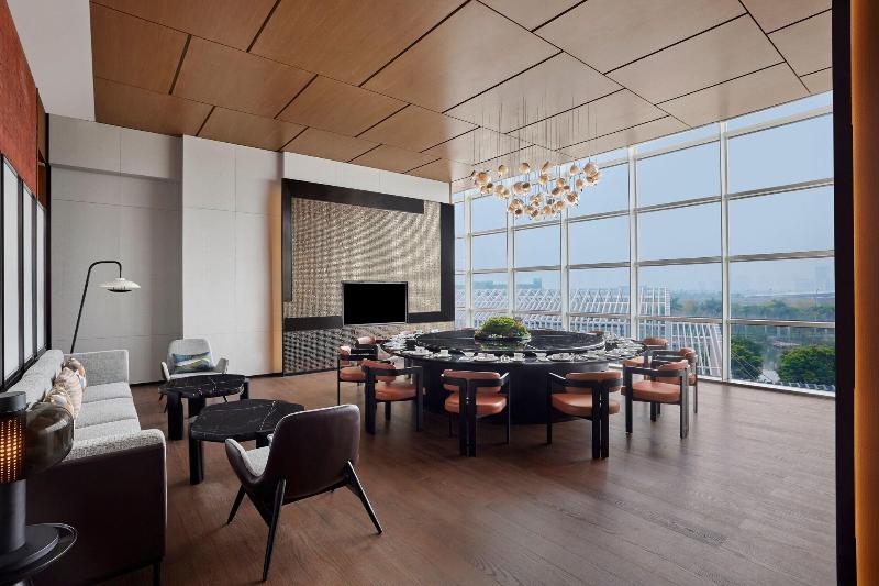 Sheraton Zhaoqing Dinghu image