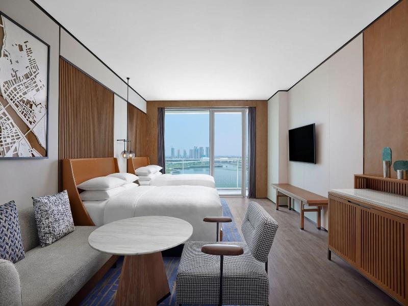 Sheraton Zhaoqing Dinghu image