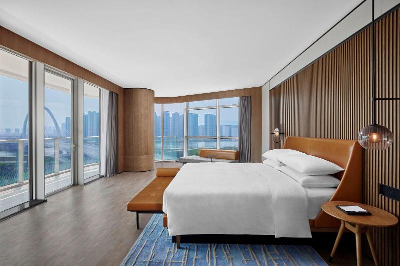Sheraton Zhaoqing Dinghu image