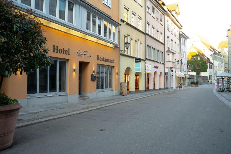 Hotel La Fleur image